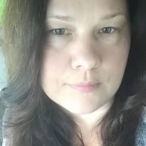 Meet your Posher, Joelle